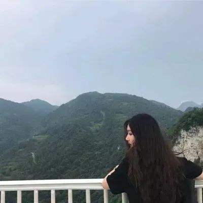 与众不同的银杏叶